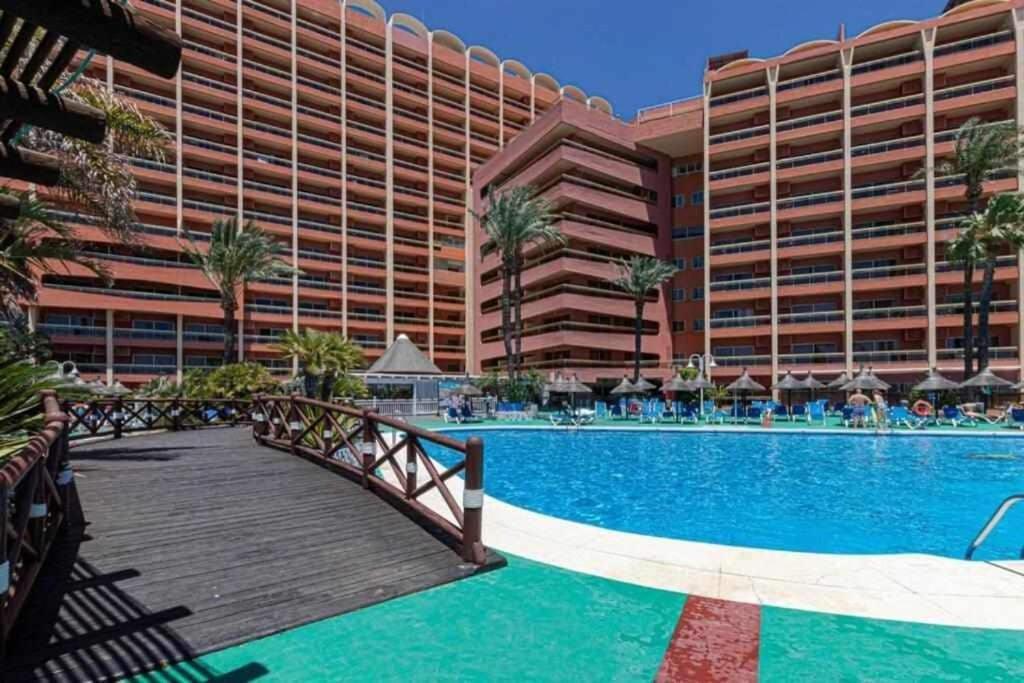 797 Holiday Rentals- Apartamento En Hotel Sunset Beach Frente Al Mar Benalmádena Dış mekan fotoğraf