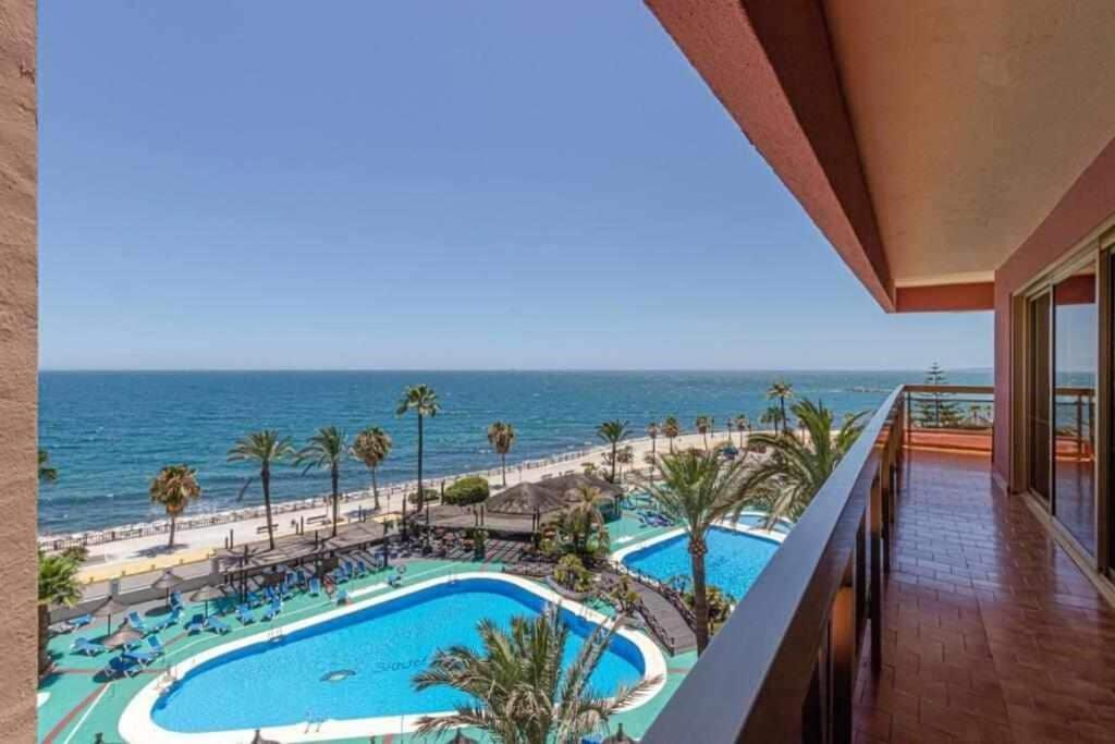797 Holiday Rentals- Apartamento En Hotel Sunset Beach Frente Al Mar Benalmádena Dış mekan fotoğraf